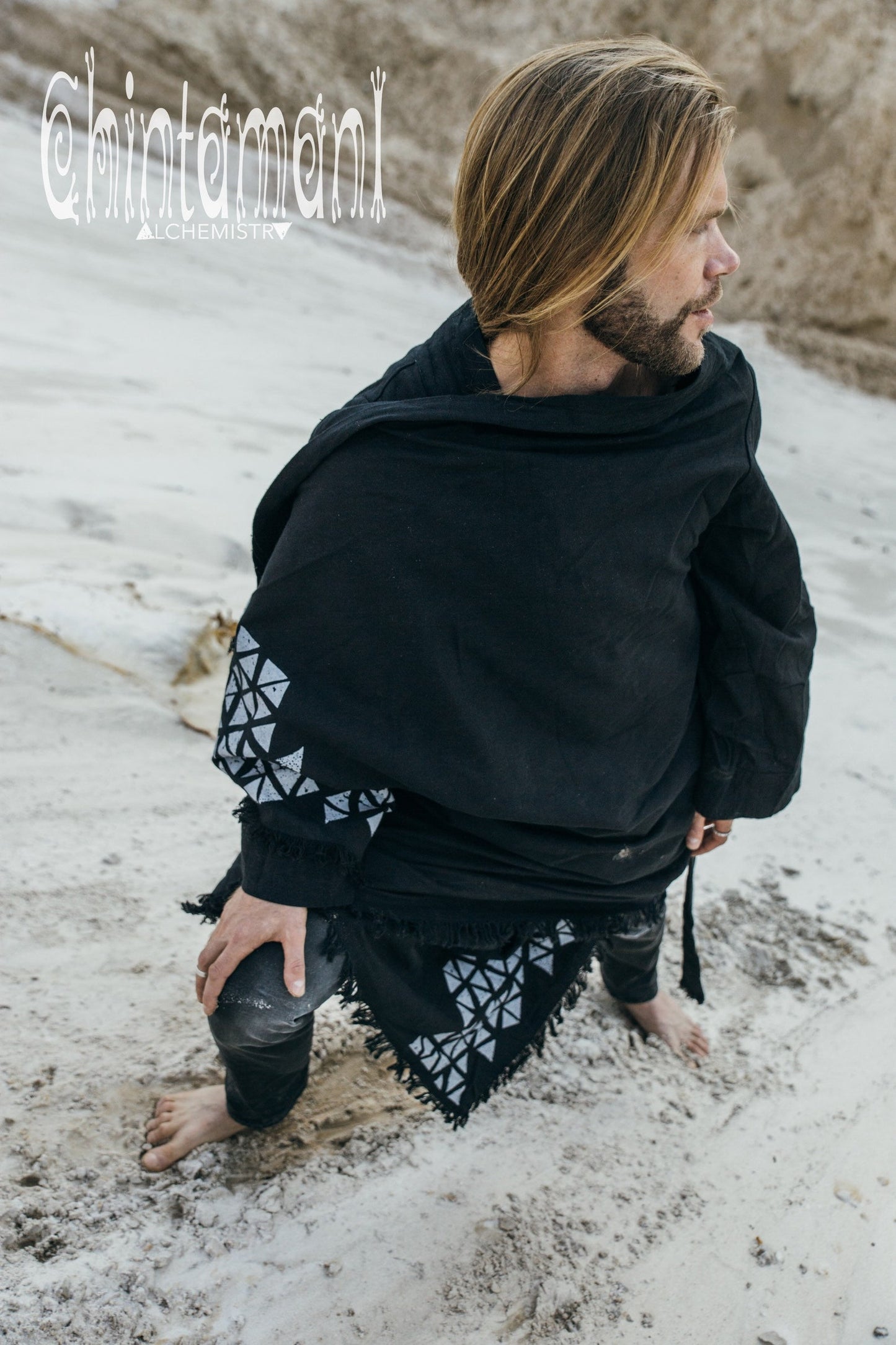Triangle Mantle Kimono