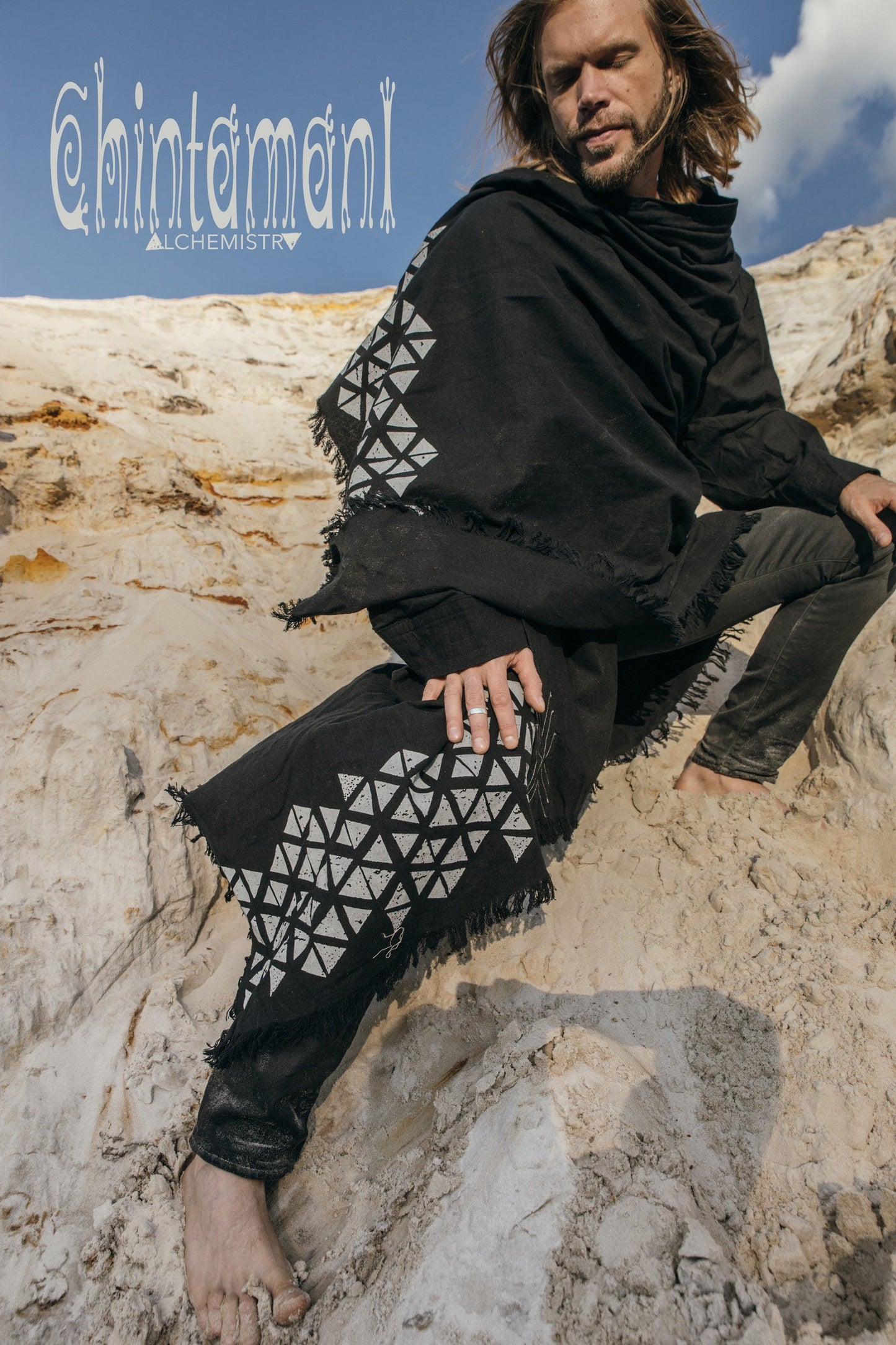 Triangle Mantle Kimono