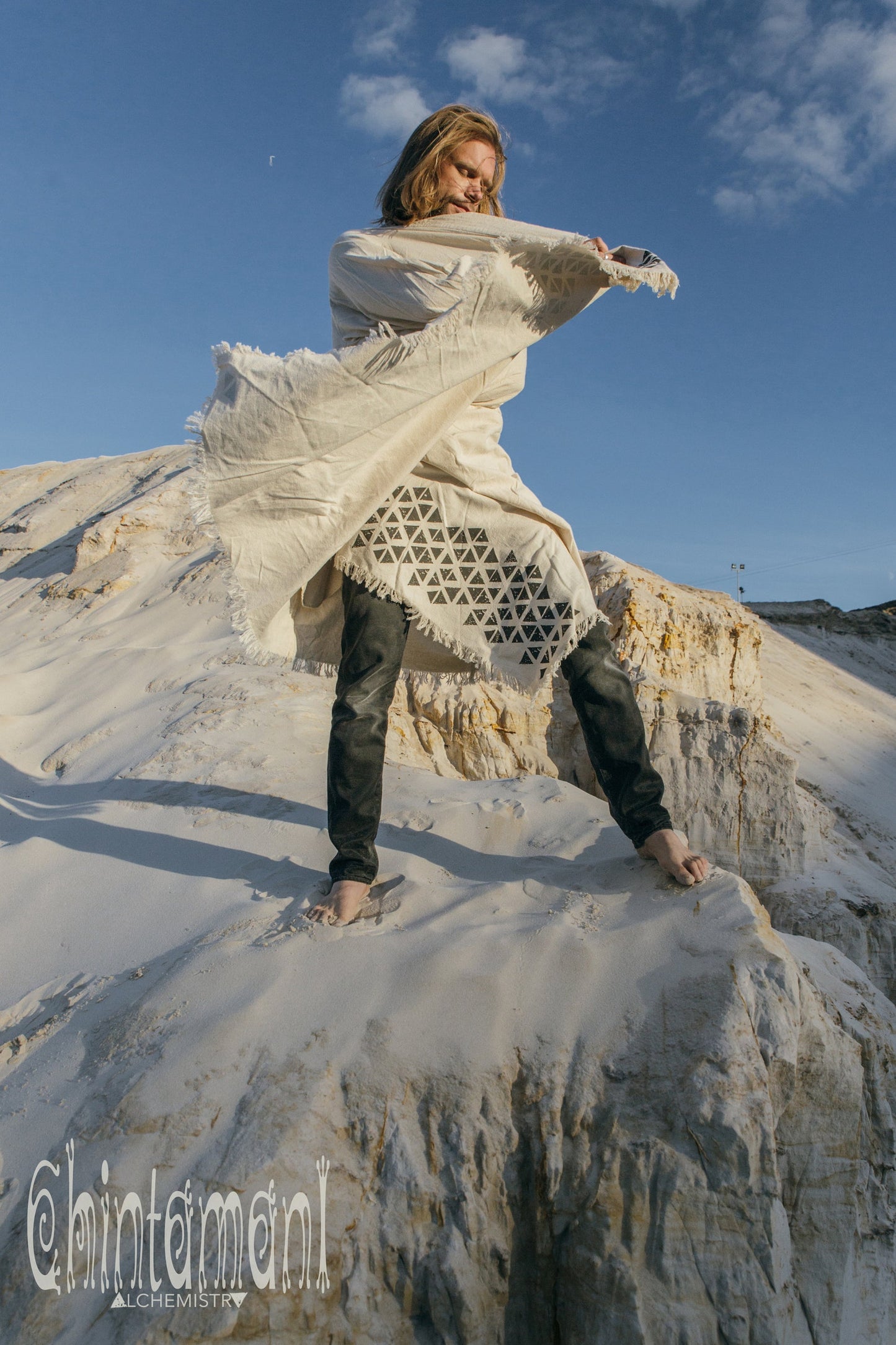 Triangle Mantle Kimono