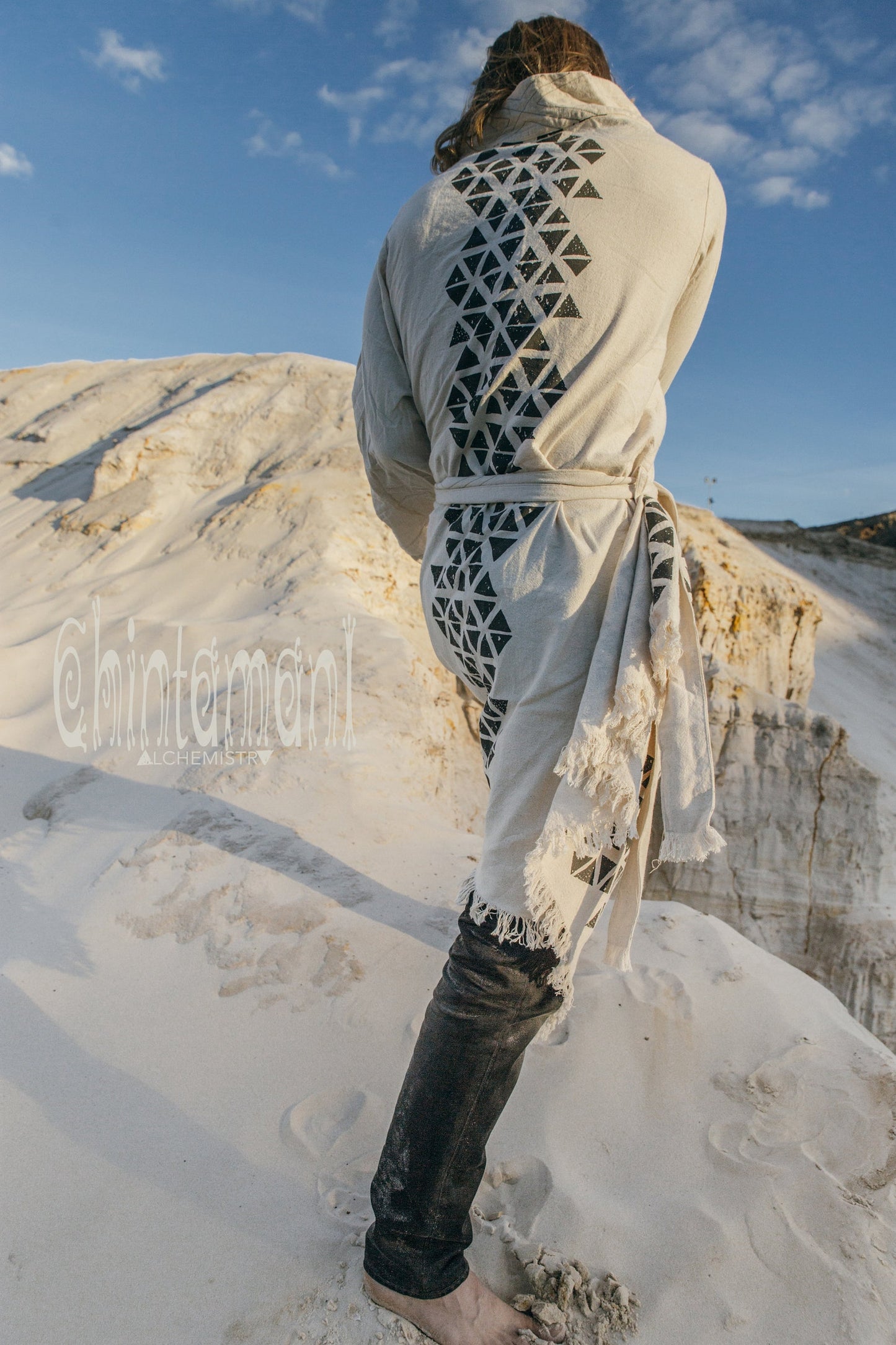 Triangle Mantle Kimono