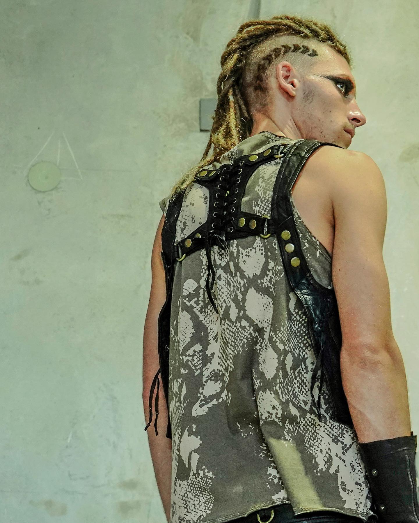 Mystic Singlet - Snake Print