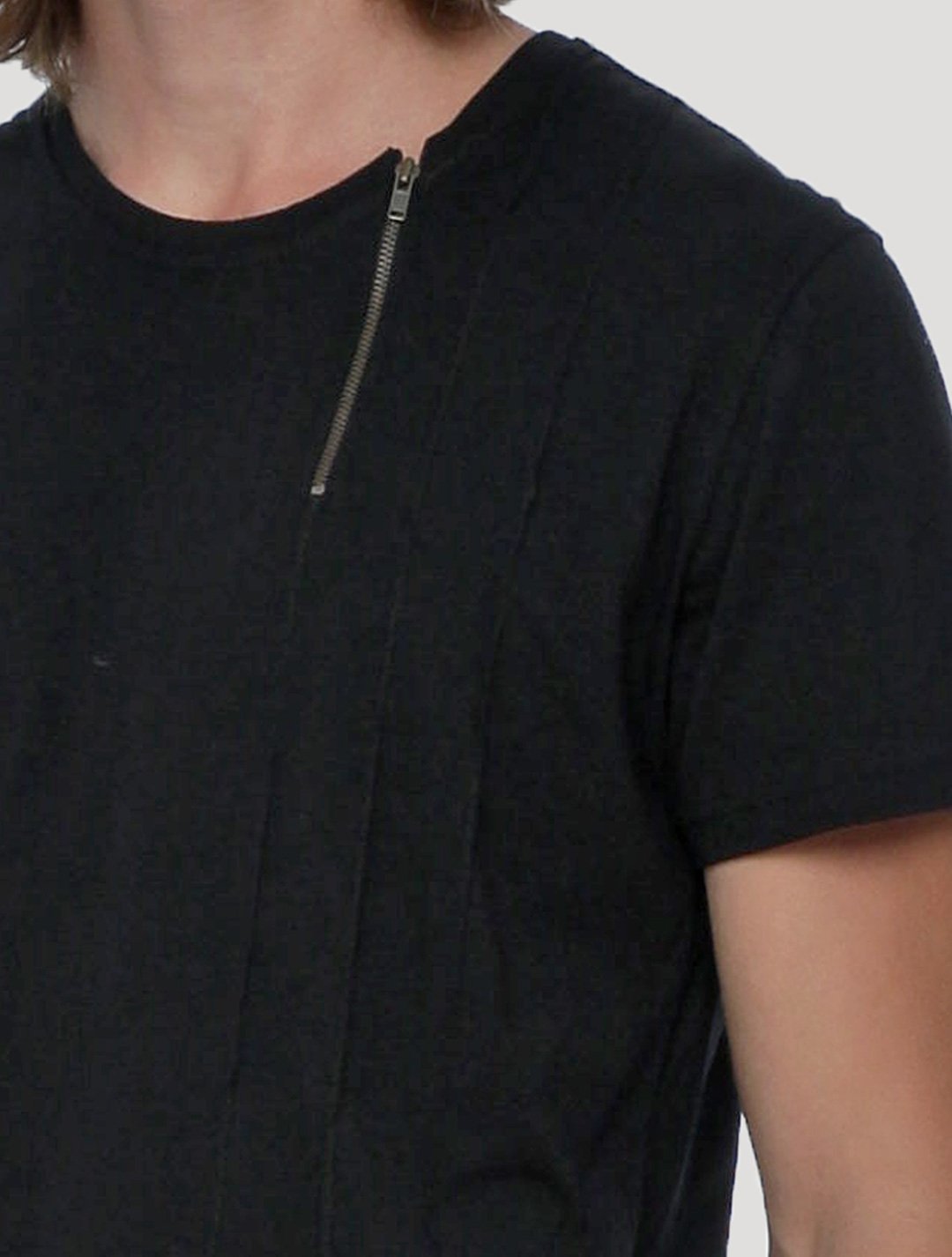 Deala Tee by Psylo