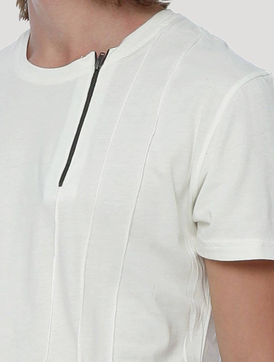Deala Tee by Psylo