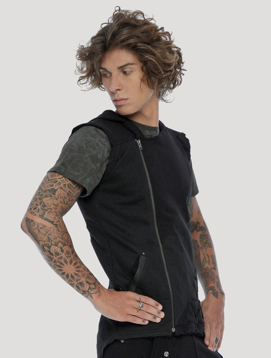Shinobi Hoodie Vest by Psylo