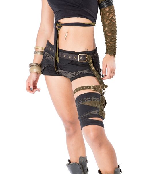 Survivor Shorts with Belt