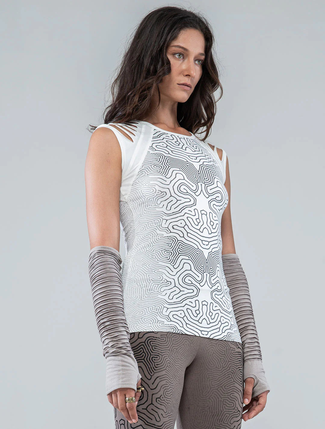 Aya Sleeveless Top